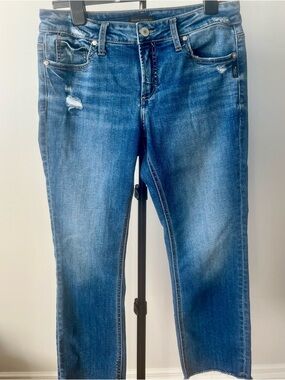 Silver Jeans Elyse Capri Women’s (27x 23.5) Blue Distressed Denim